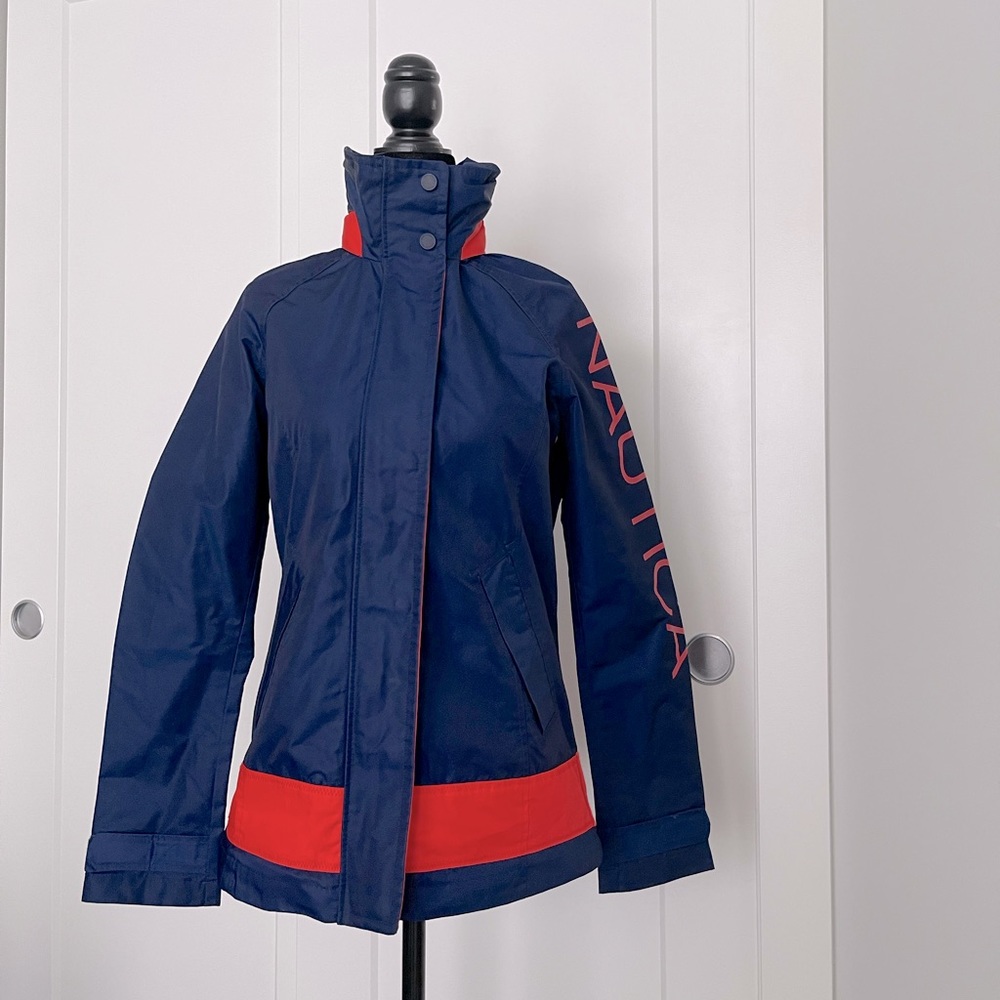 2𝒇𝒐𝒓$50 NAUTICA water resistant coat sizeXS